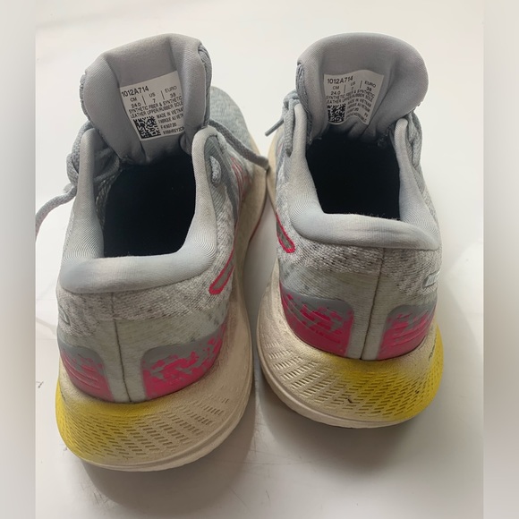 Women’s asics running shoes - Picture 3 of 4